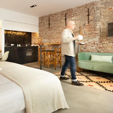 Boutique Goud En Zilver מלון חורקם